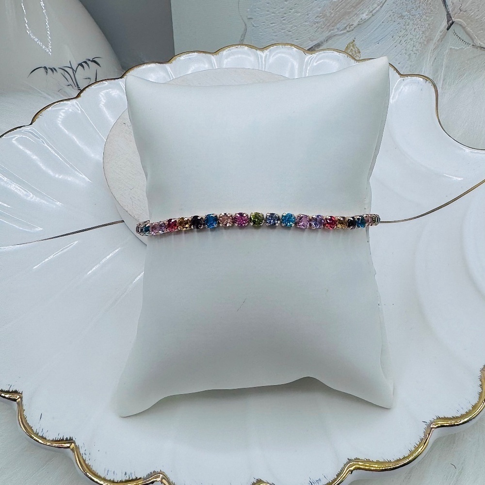 Colorful Rhinestones Adjustable Bracelet - Picture 3 of 7